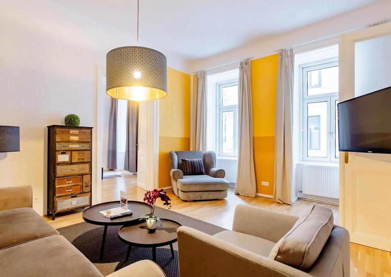 Exclusive Apartment City Center Виена Екстериор снимка