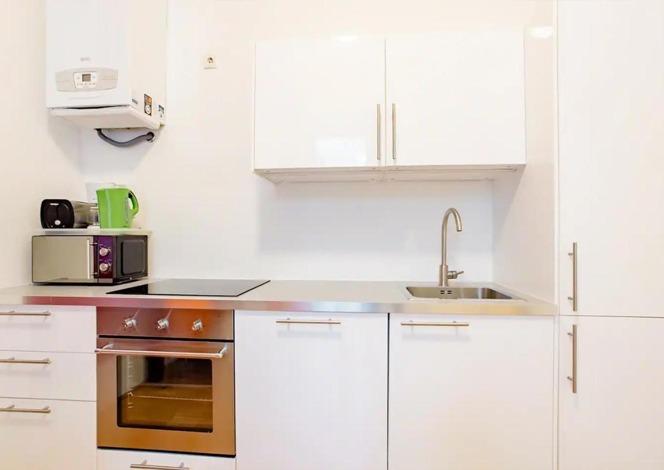 Exclusive Apartment City Center Виена Екстериор снимка