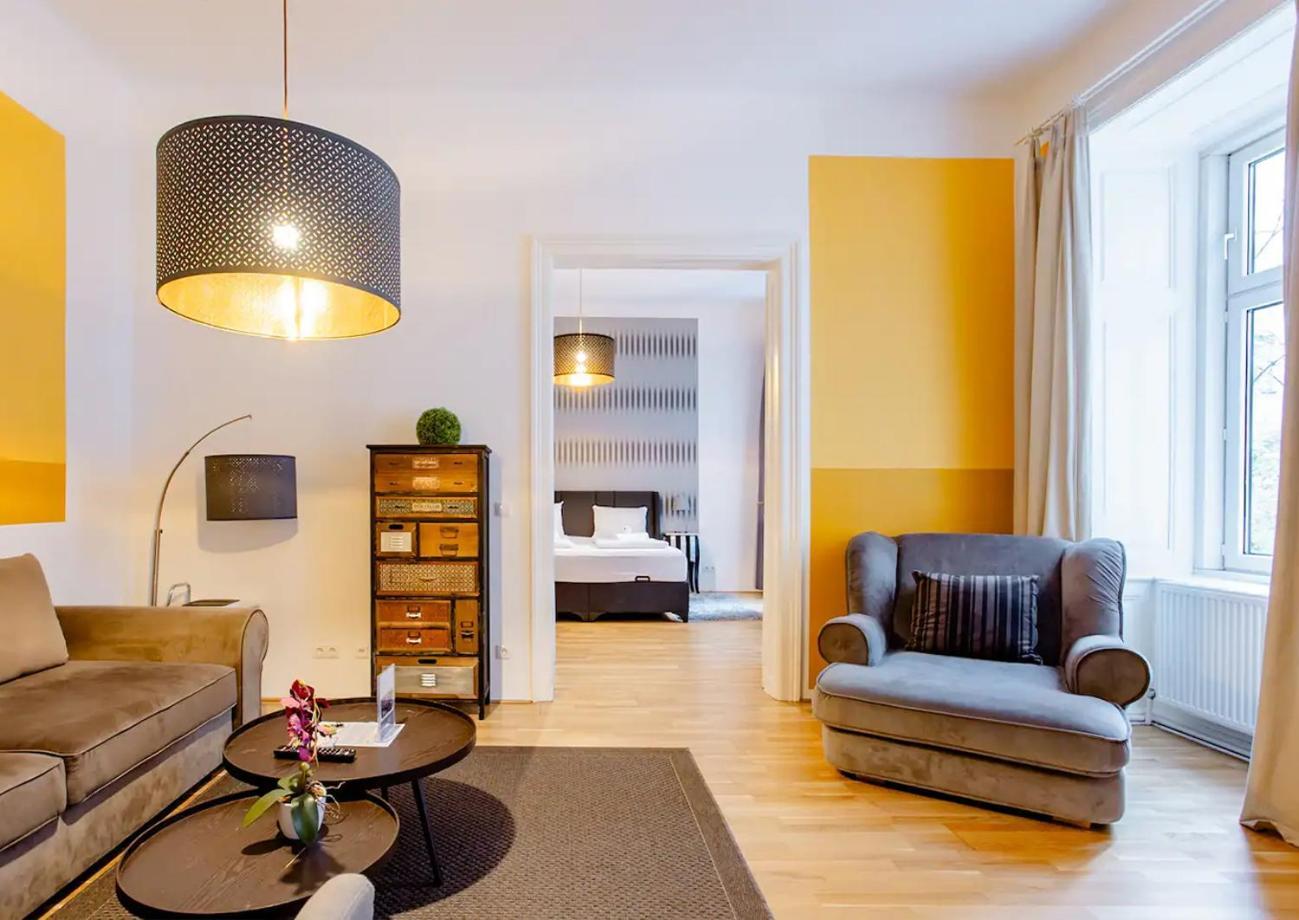 Exclusive Apartment City Center Виена Екстериор снимка