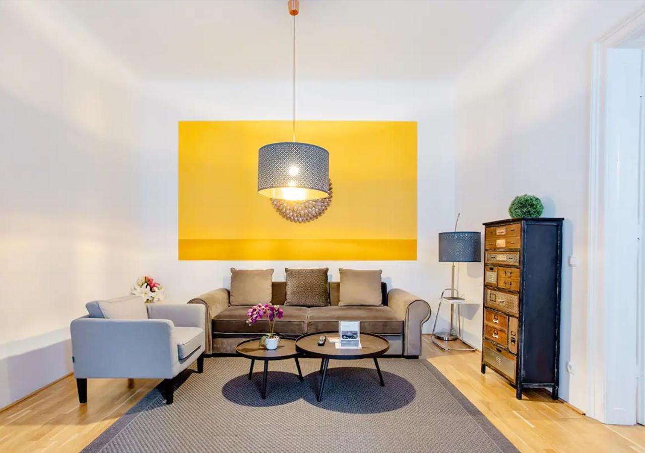 Exclusive Apartment City Center Виена Екстериор снимка